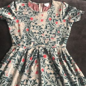 LuLaRoe Amelia